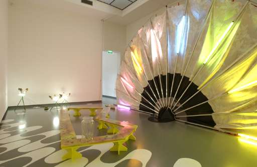 fino al 20.III.2006 | Jennifer Tee – An Outburst of Passion in Limbo | Milano, Galleria Klerkx