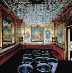 fabrizio plessi, cristalli liquidi, 1993 (installazione al cafè florian di venezia)