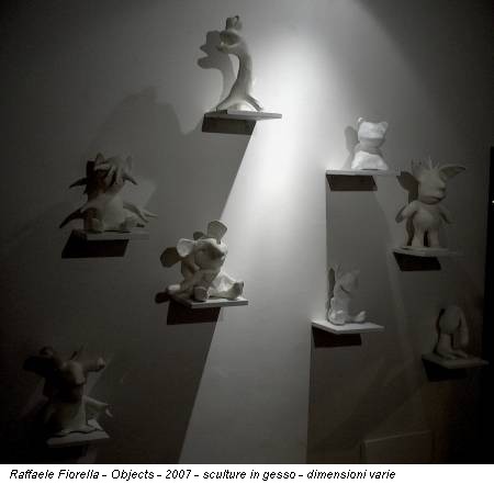 Raffaele Fiorella - Objects - 2007 - sculture in gesso - dimensioni varie