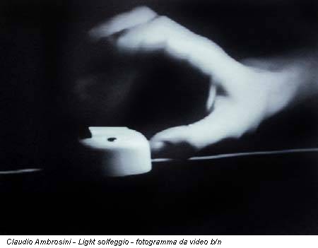Claudio Ambrosini - Light solfeggio - fotogramma da video b/n
