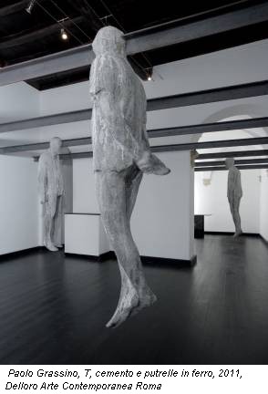 Paolo Grassino, T, cemento e putrelle in ferro, 2011, Delloro Arte Contemporanea Roma