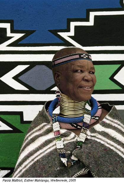 Paola Mattioli, Esther Mahlangu, Weltevrede, 2005