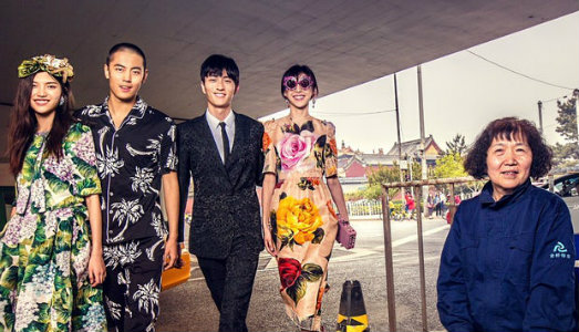 Addio Cina. La sfilata di Dolce & Gabbana a Shangai viene cancellata per razzismo