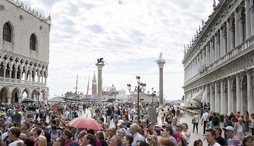 L’Italia è un Paese  | per turisti?
