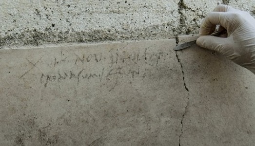 Pompei: un’iscrizione cambia la data dell’eruzione che distrusse la città