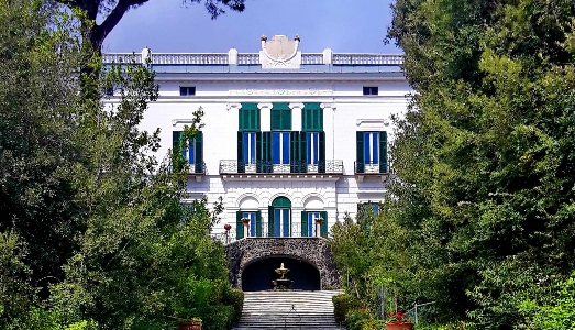 Due milioni dal MIBAC per riaprire lo storico parco della Villa Floridiana di Napoli