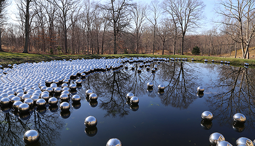Yayoi Kusama: il Giardino di Narciso a New York