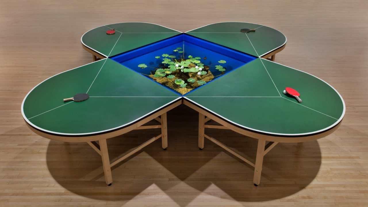 Ping Pond Table (Mesa de ping-pong con estanque) • MOCA