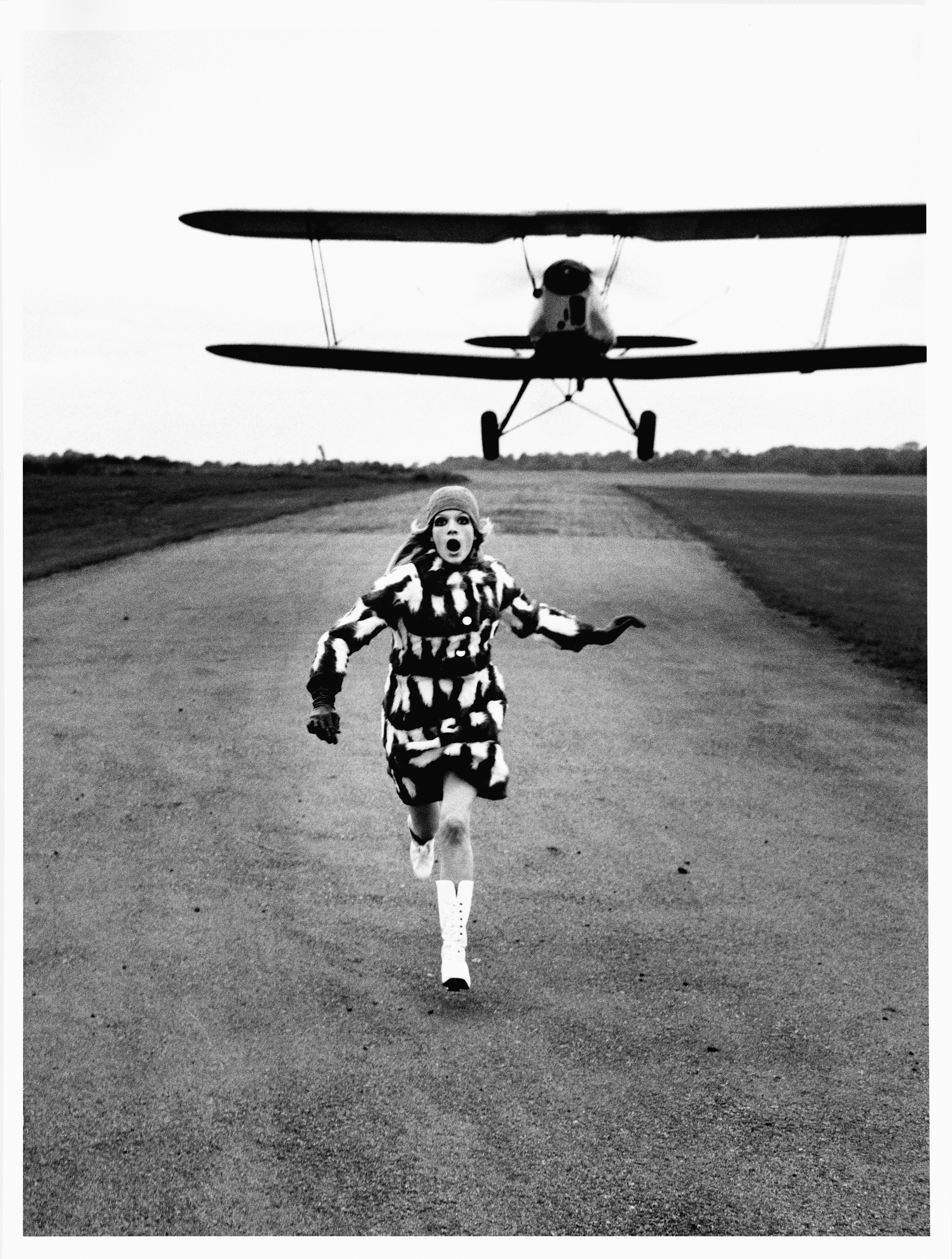 Helmut Newton Mansfield, Vogue Inghilterra. Londra,1967 Mansfield, British Vogue. London, 1967 © Helmut Newton Foundation