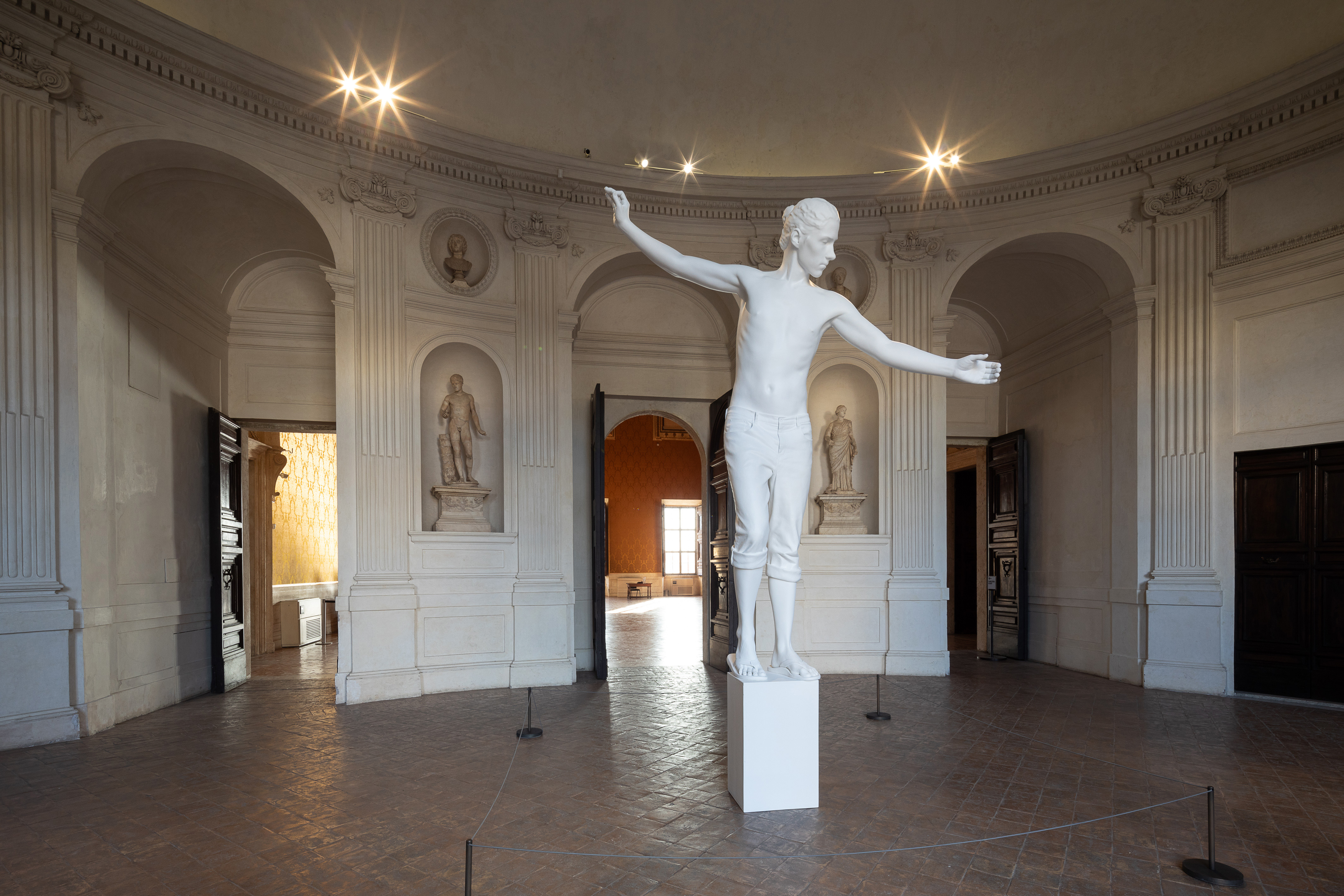 Effetto notte: Nuovo realismo americano, veduta della mostra, Palazzo Barberini, Roma, 2024. Courtesy Gallerie Nazionali di Arte Antica