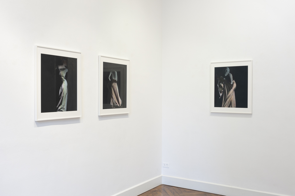 Installation view, PAOLO MUSSAT SARTOR, “ FIGURE” 1999-2005, galleria Photo & Contemporary di Torino