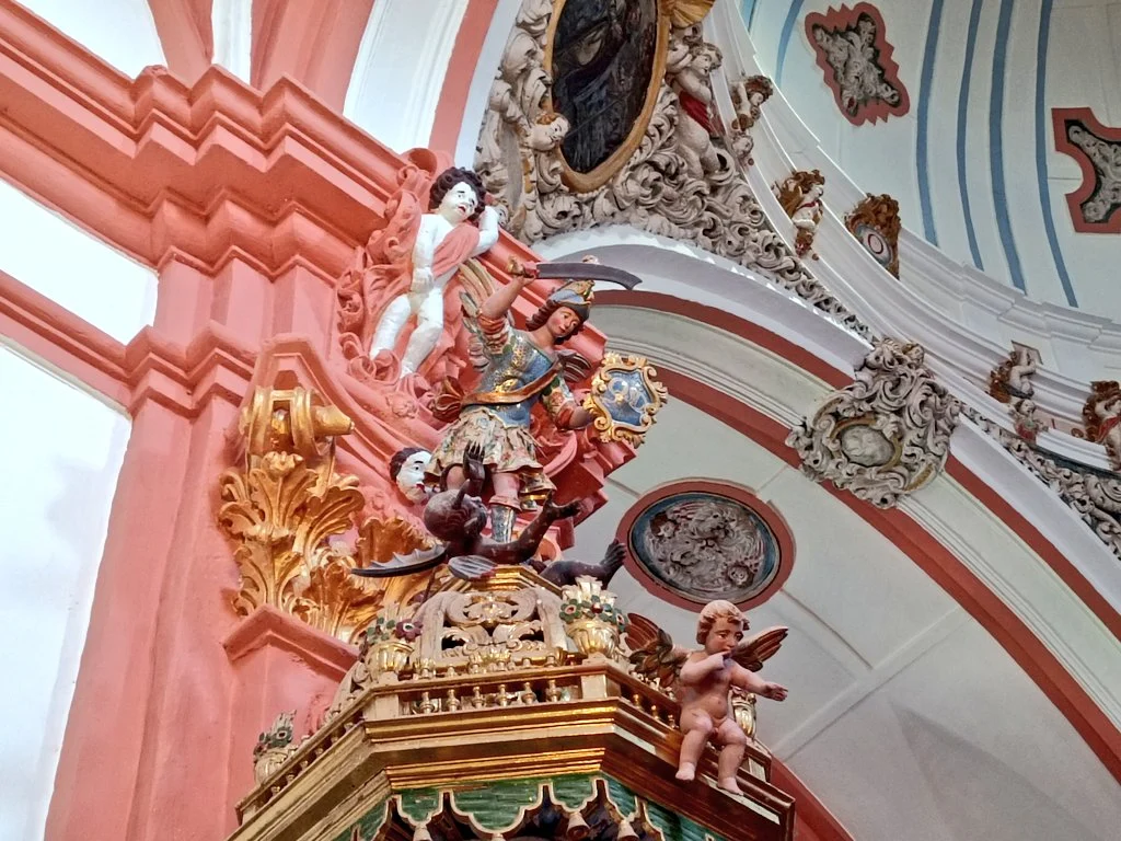 polemica Spagna restauro chiesa