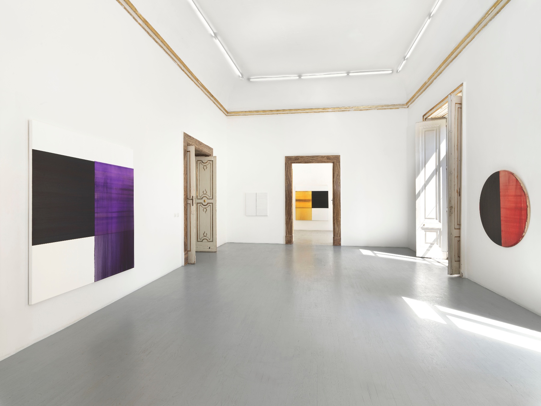 Callum Innes, veduta della mostra, Galleria Alfonso Artiaco, Napoli, 2024