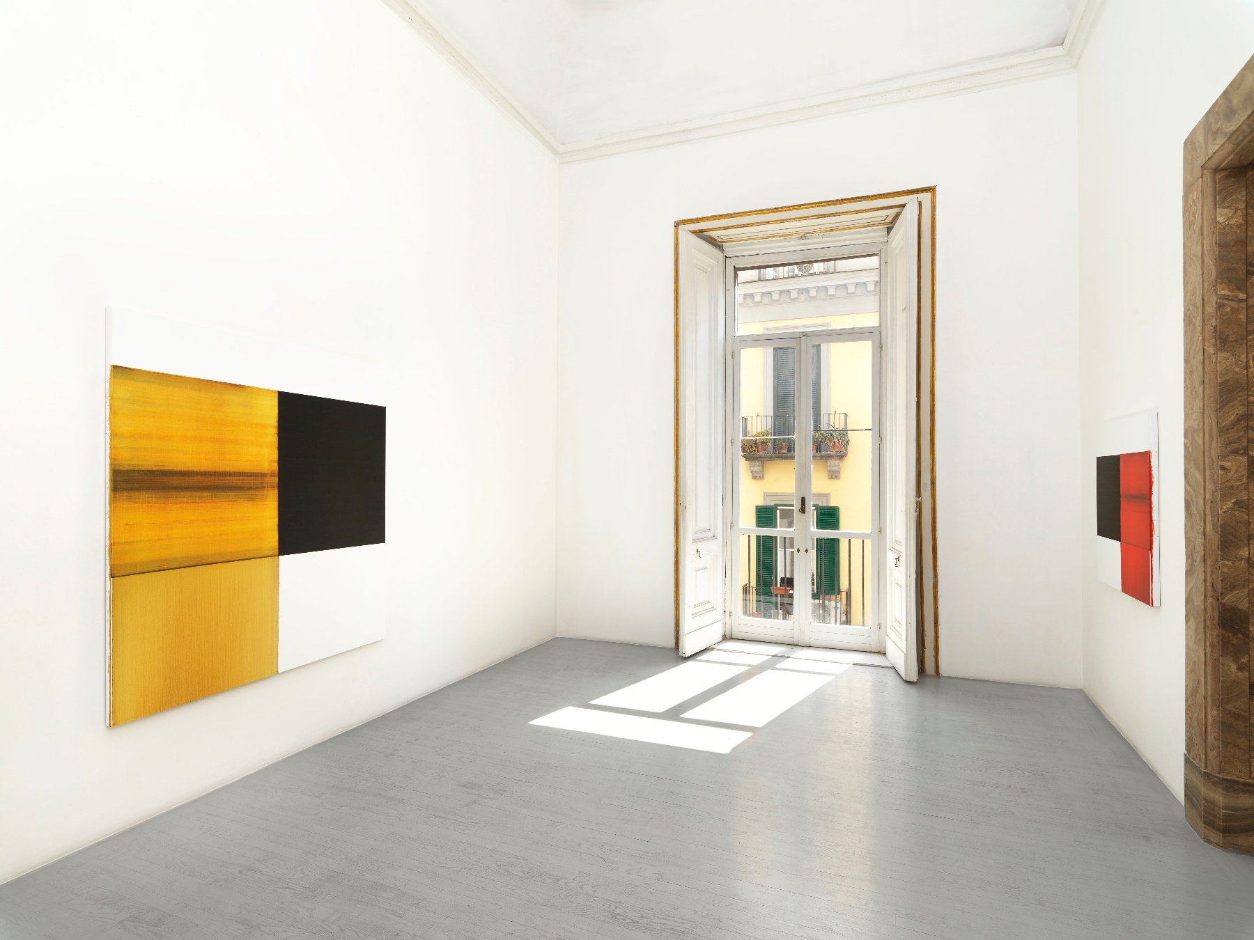 Callum Innes, veduta della mostra, Galleria Alfonso Artiaco, Napoli, 2024