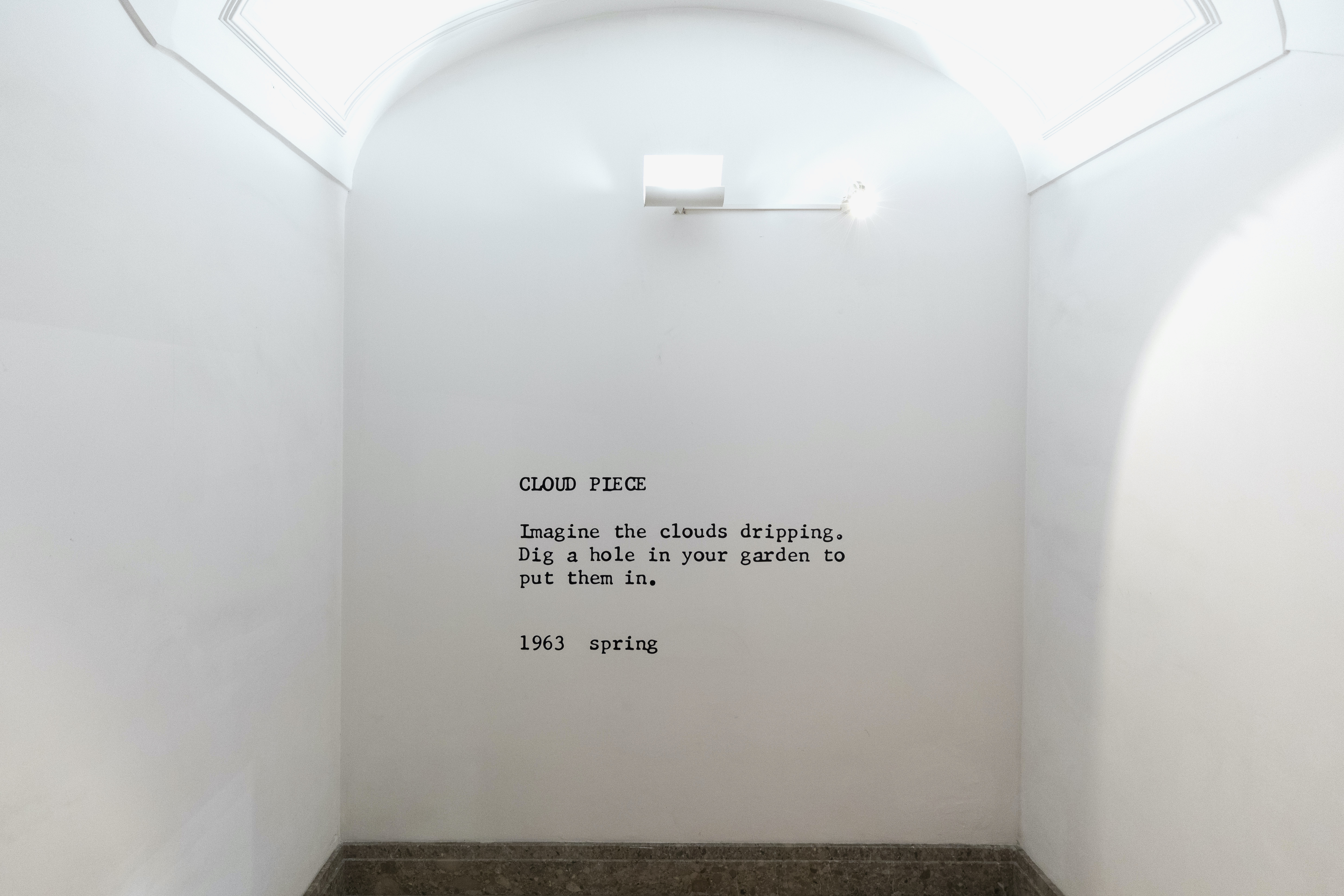 Yoko Ono, CLOUD PIECE, 1963, vinile | vinyl, © Yoko Ono. Installation view, Cutting Clouds | Tagliando le nuvole, 2024. Ph. Amedeo Benestante. Courtesy Fondazione Donnaregina per le arti contemporanee – museo Madre