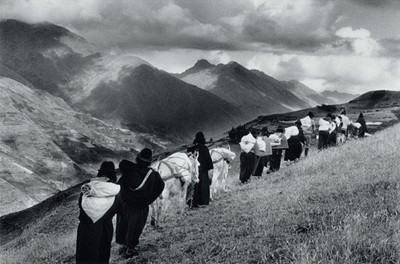 Sebastiao Salgado –  Exodus