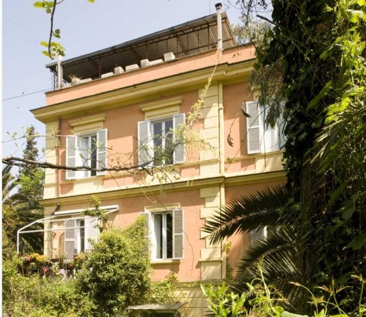 1911-2011: centenario di una casa a Roma. (FRF) Five Roman Flats, un primo campione